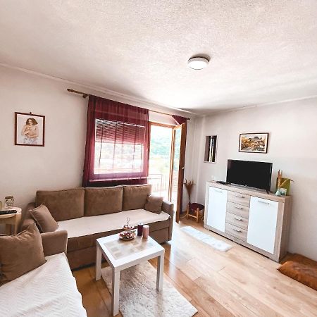 Slatki Dom Fireplace Konjic Eksteriør billede